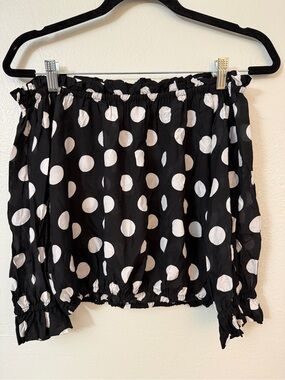 RIXO Black and White Polka Dot Off-Shoulder Blouse